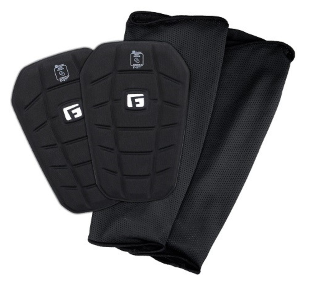G-FORM PRO-S BLADE 足球護脛 (黑色)
