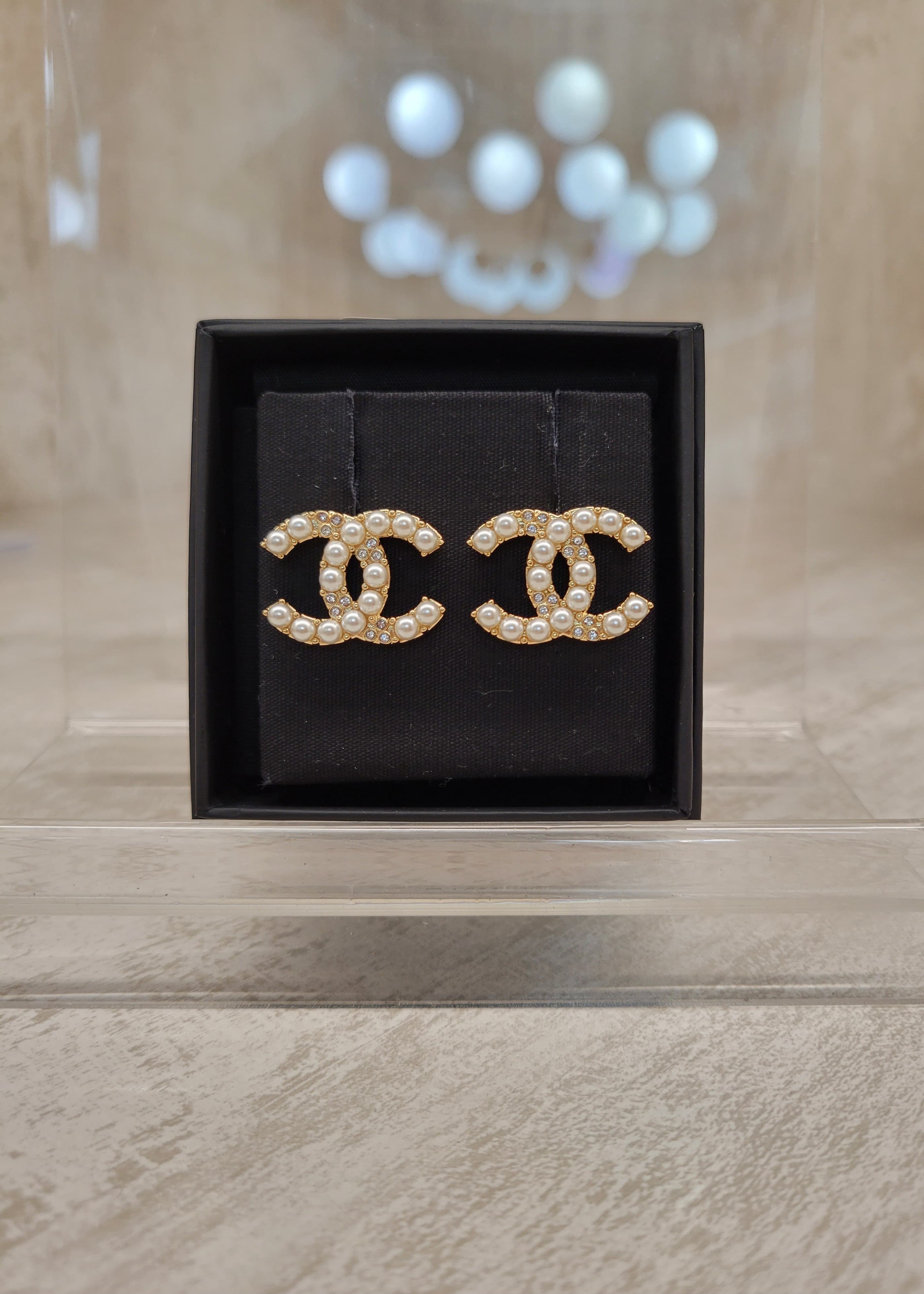 CHANEL ピアス　片耳 ゴールド ココ クラッシュ コレクション イヤリング イエローゴールド