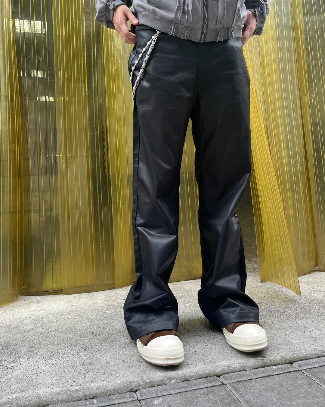 OPO DESIGN 薄面上蠟剪裁長褲