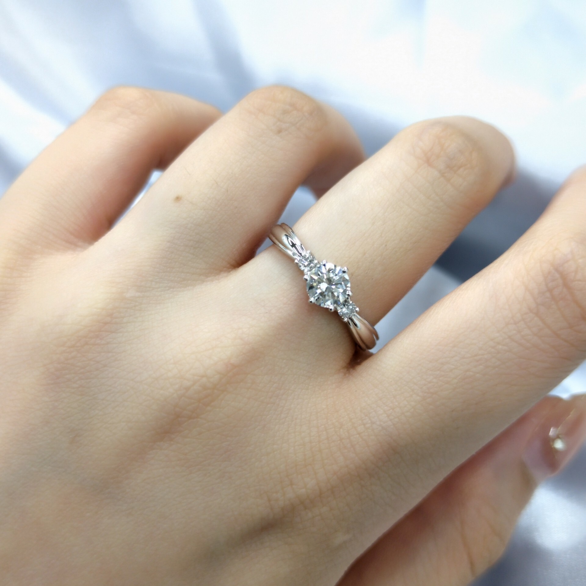 全新PT900鉑金【單粒52份鑽石】配小鑽共62份鑽石戒指