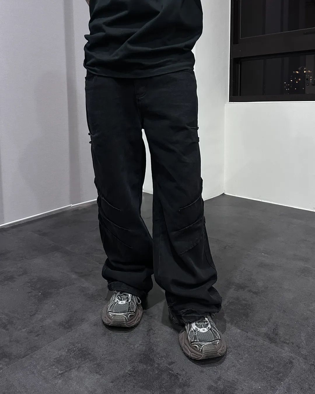 OPO DESIGN 立體寬鬆鯊魚牛仔褲