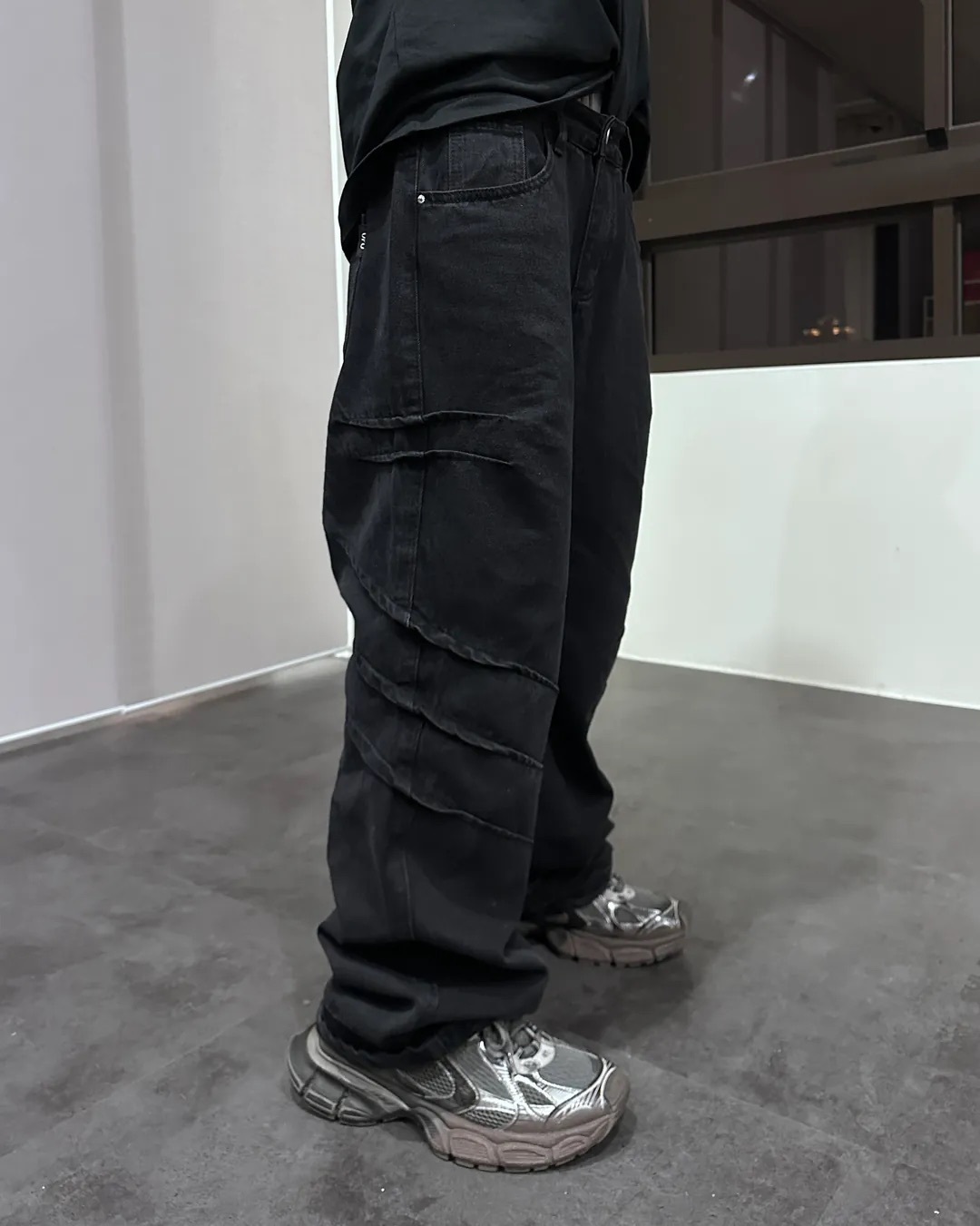 OPO DESIGN 立體寬鬆鯊魚牛仔褲