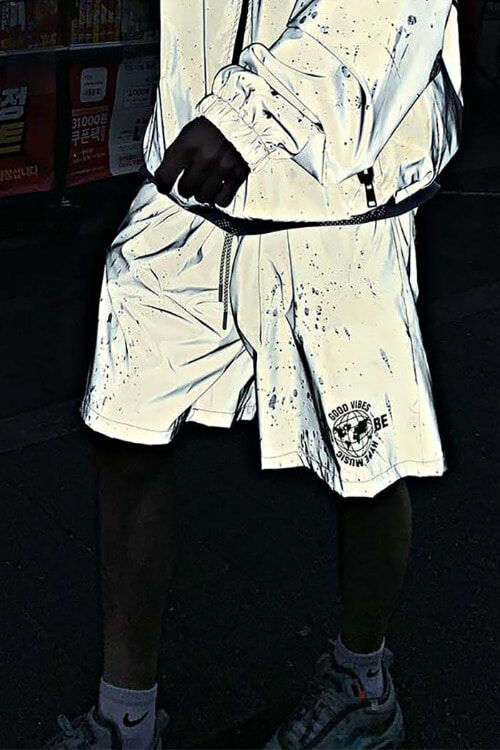 Good Vibe反光鬆緊帶短褲