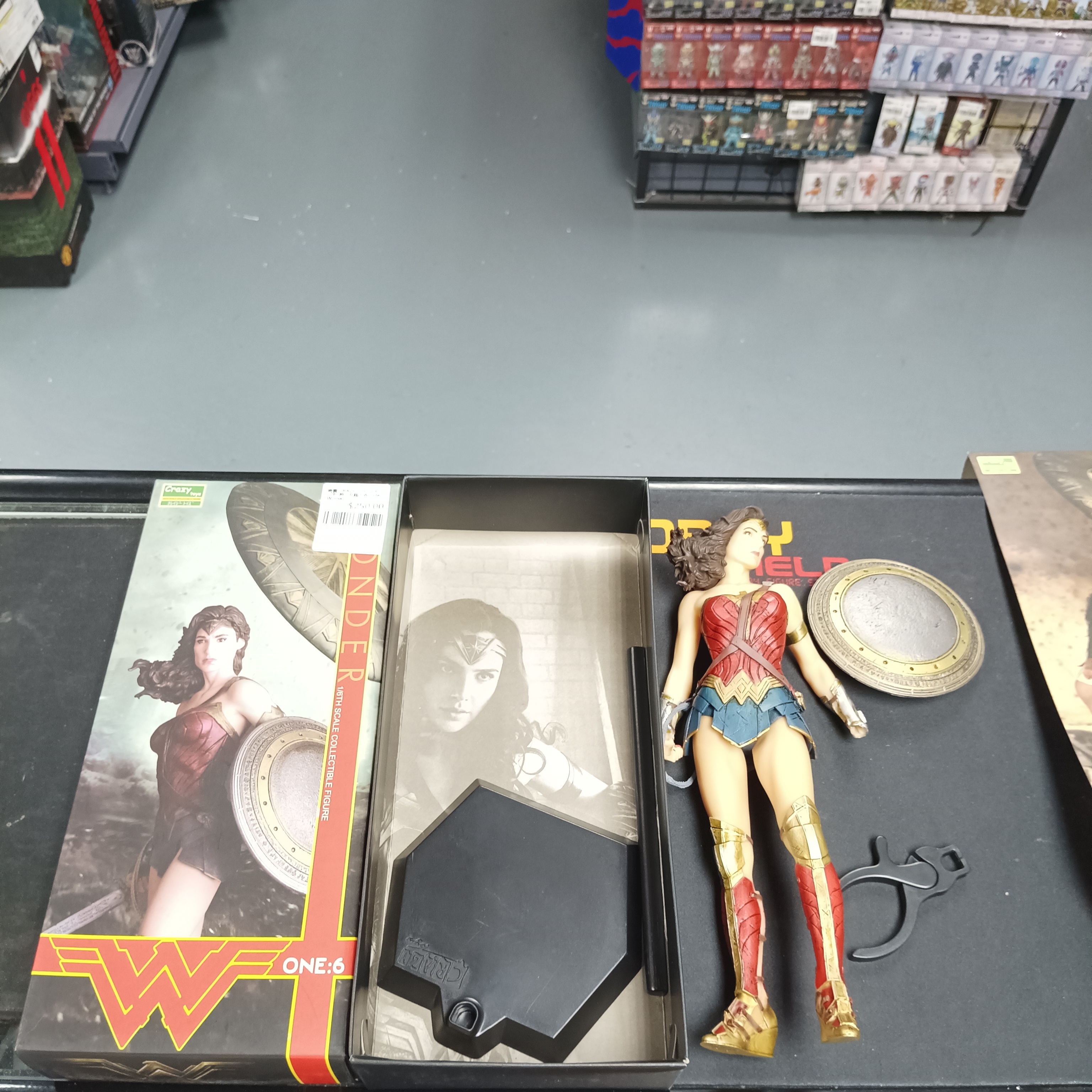 寄賣-CRAZY TOYS 1/6 12吋 神力女超人Wonder Woman