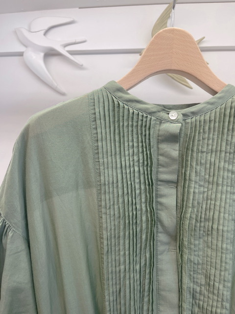 前設計直紋洋裝