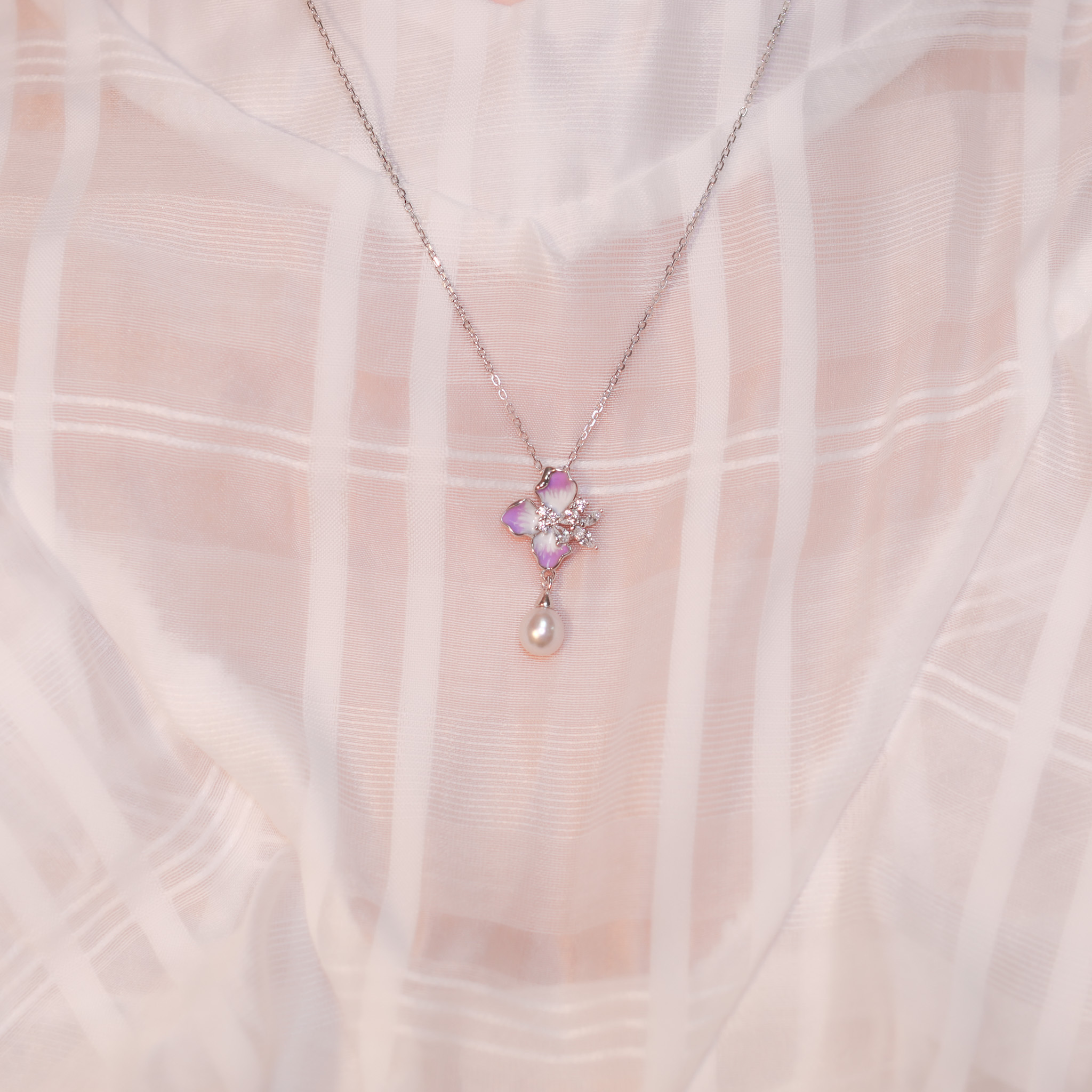 | 925 Silver・White Gold・Pearl | Wisteria Necklace | NE1141 |