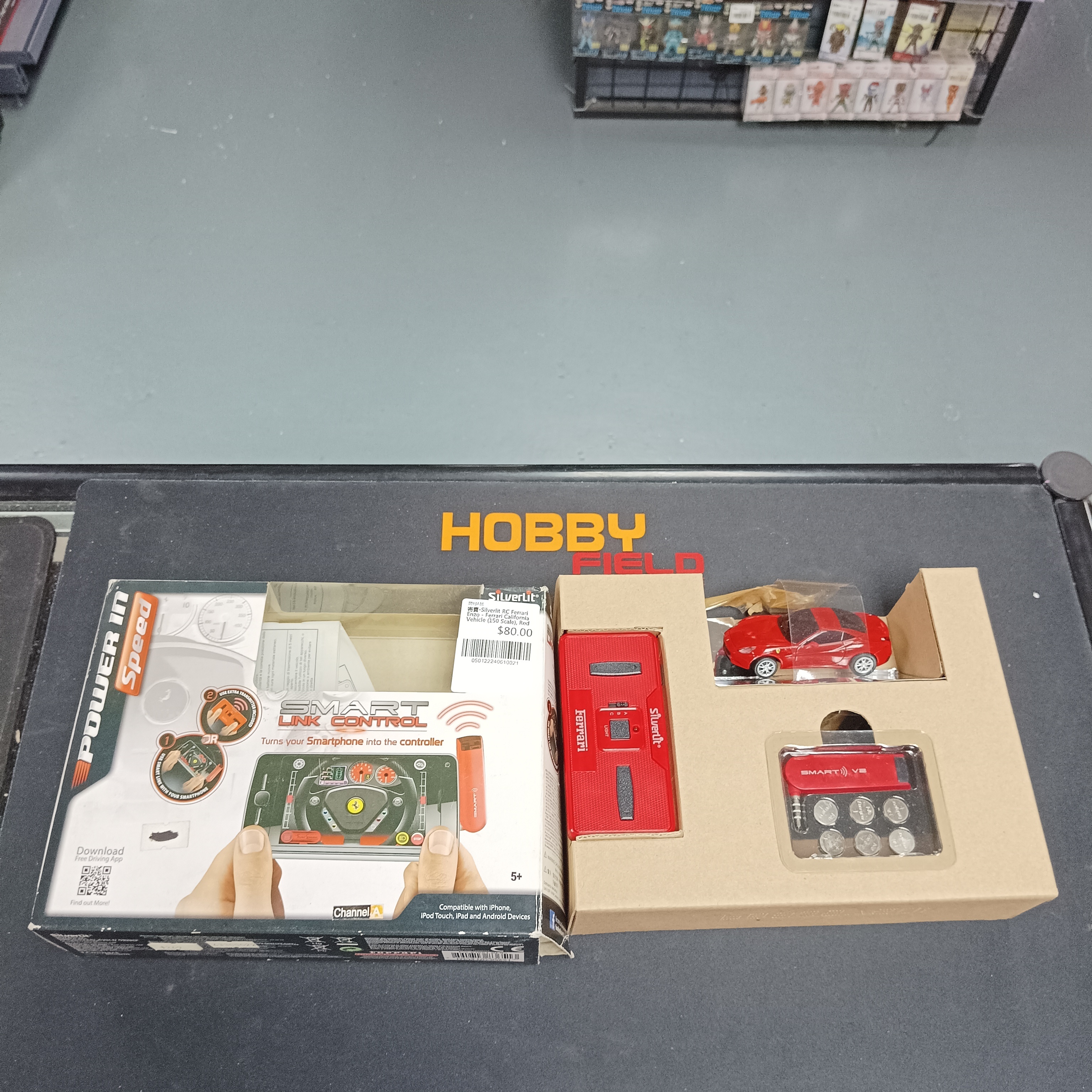 寄賣-Silverlit RC Ferrari Enzo - Ferrari California Vehicle (1:50 Scale), Red