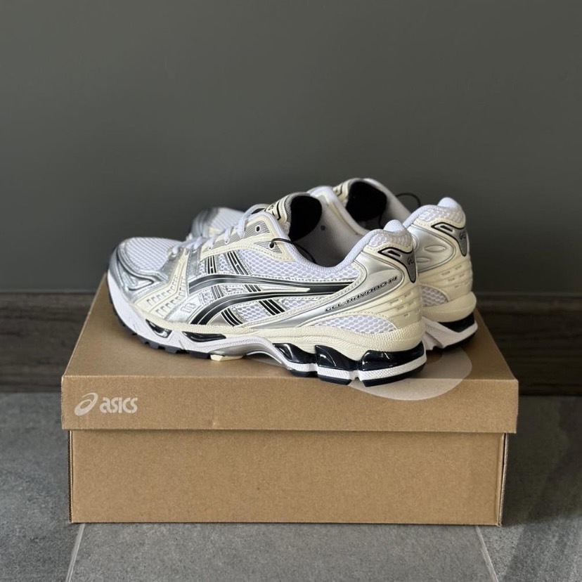 ASICS GEL-KAYANO 14 米白黑銀 1202A056-109