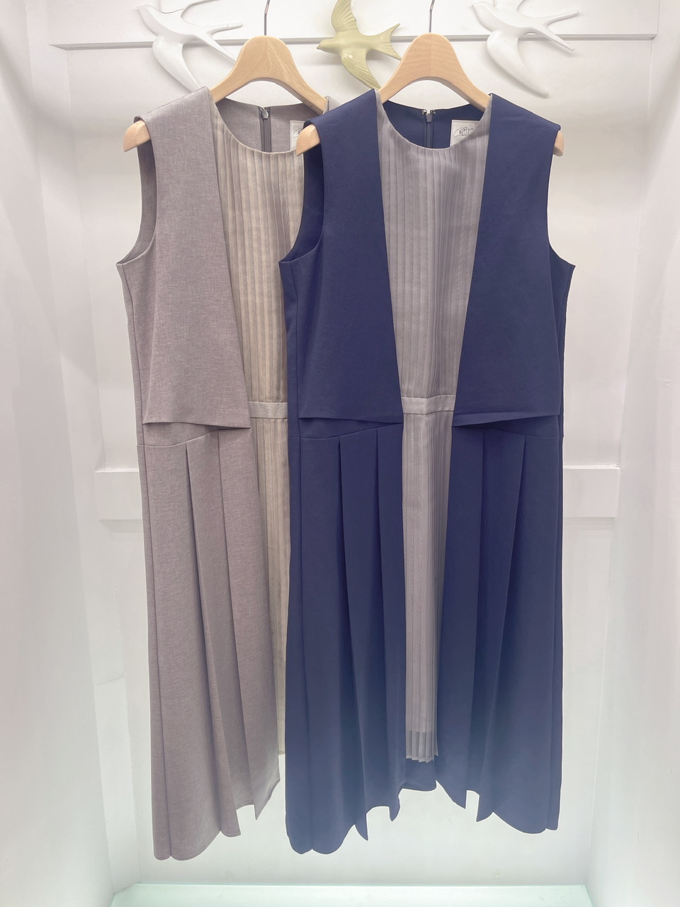 假兩件式無袖洋裝