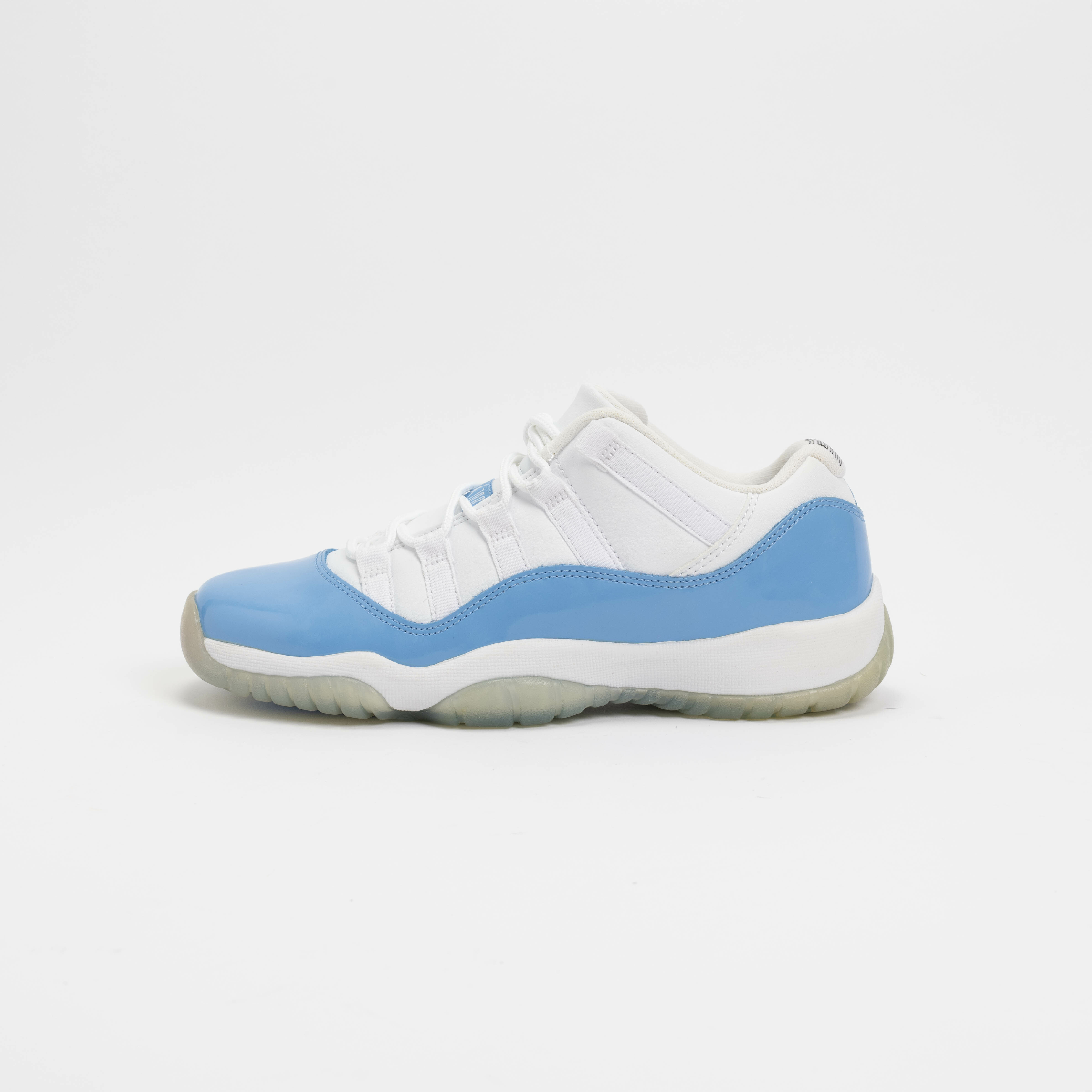 【瑕疵商品99】-(B11)-AIR JORDAN 11 RETRO LOW BG "UNIVERSITY BLUE"-528896 106