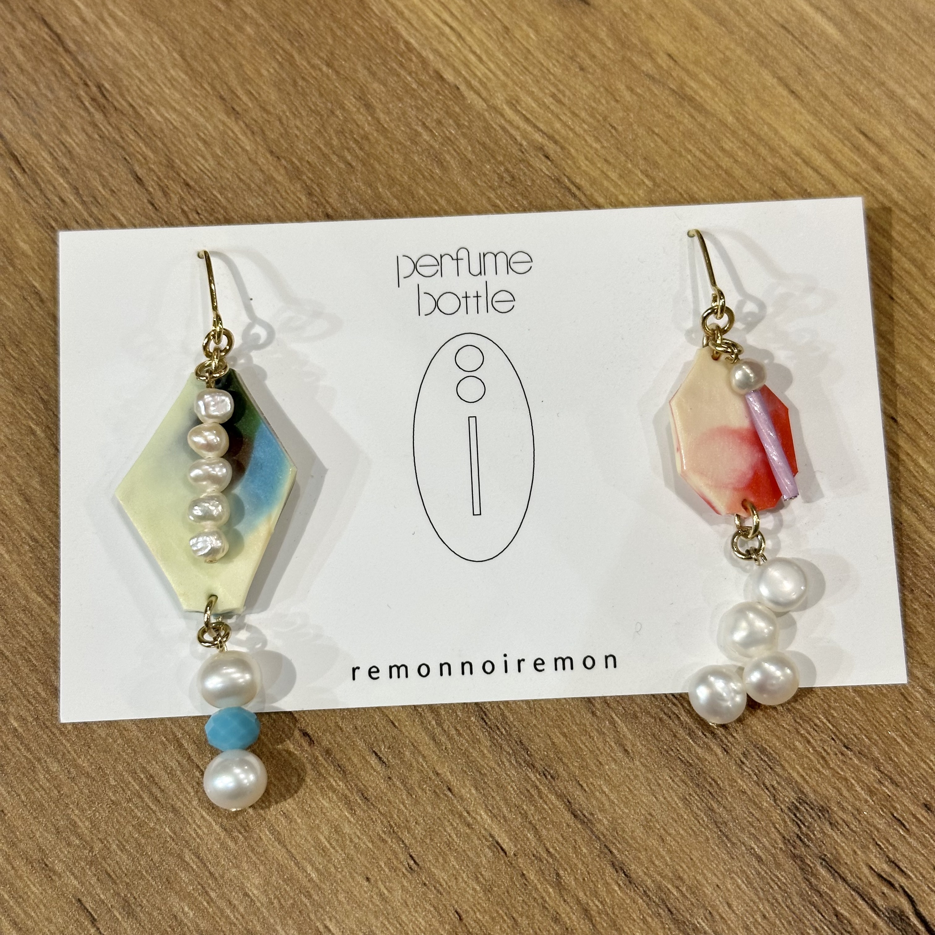 【remonnoiremon】perfume bottle