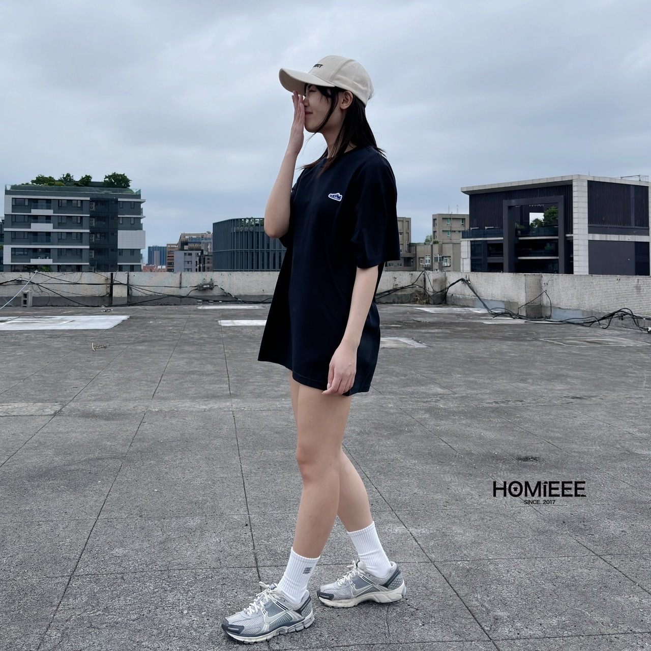 <出清> Nike Nsw 短袖 DUNK 刺繡 LOGO 黑色 白色 [FV3752]