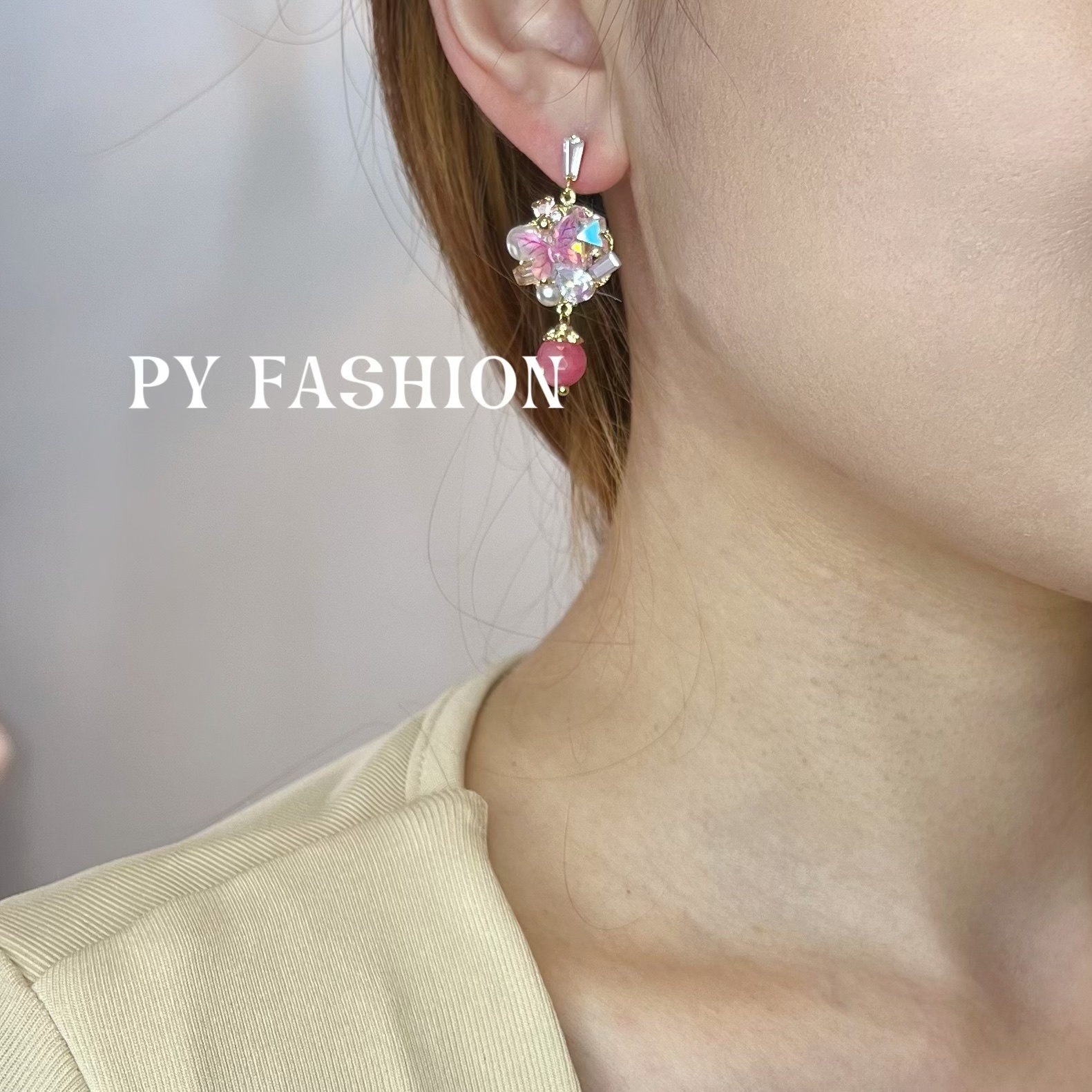 PYA0607 HANDMADE CRYSTAL PINK BUTTERFLY EAR RING