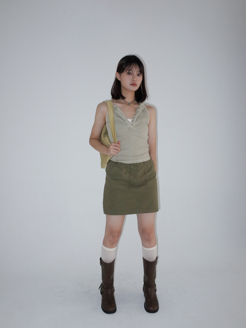 khaki large pockets casual A-line short skirt