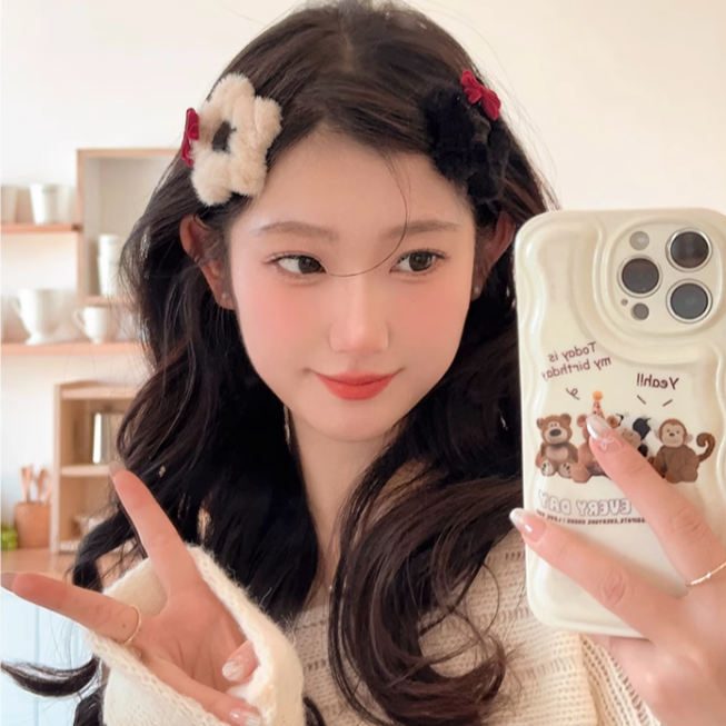 [4 FOR RM10] Black/White Plush Ribbon Star Hair Clip