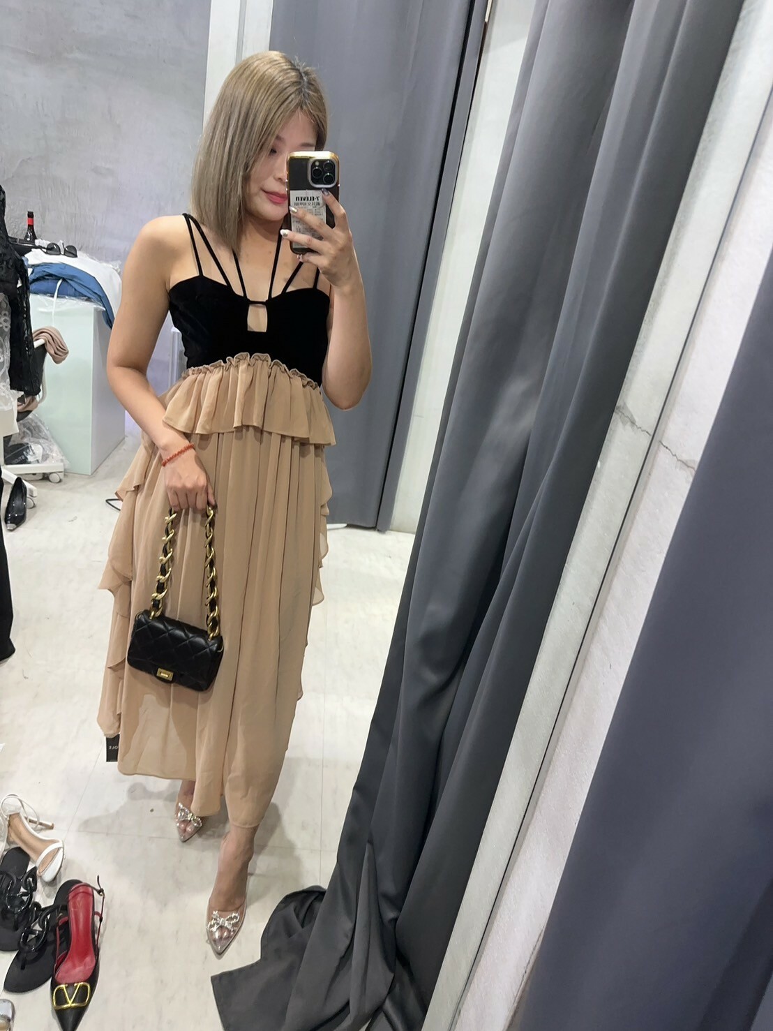 線條掛脖 高腰堆疊雪紡洋裝