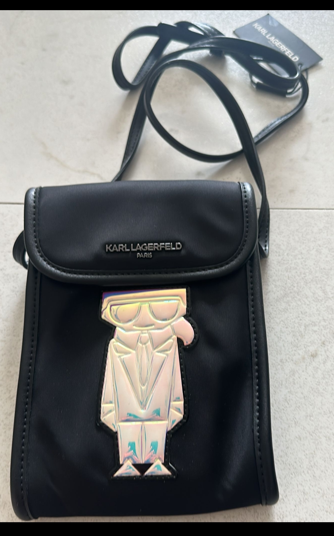 cc14589**