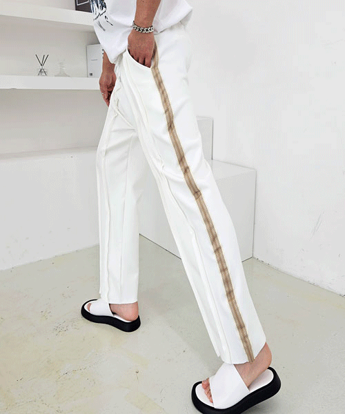 夏季寬鬆線條設計剪裁運動褲