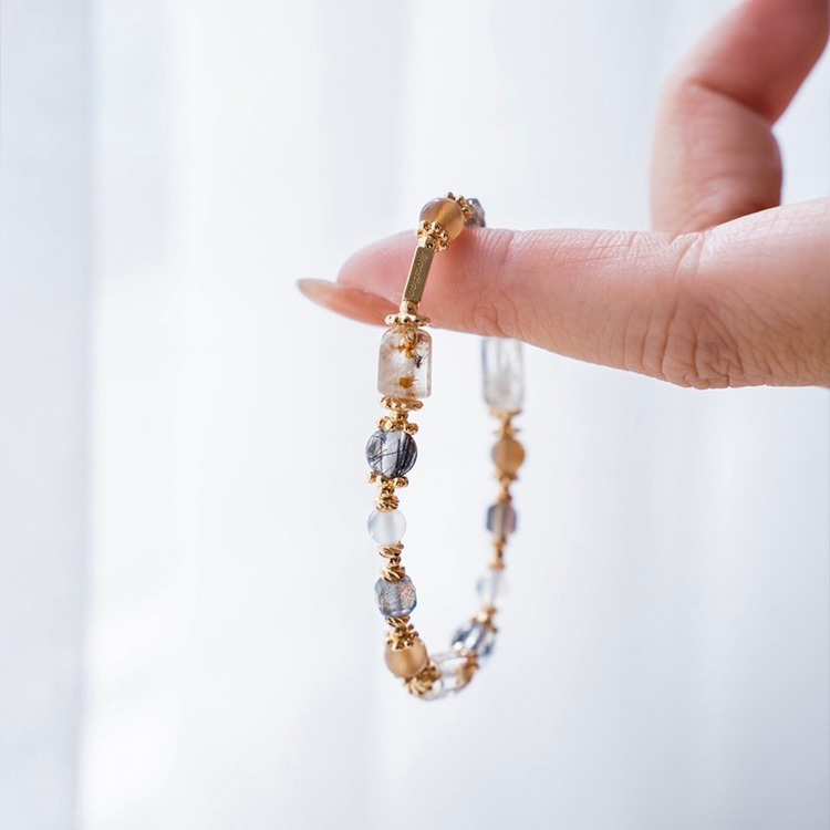 痛過的人：油膽閃靈鑽｜黑髮晶｜白玉髓｜骨幹太陽石｜拉長石