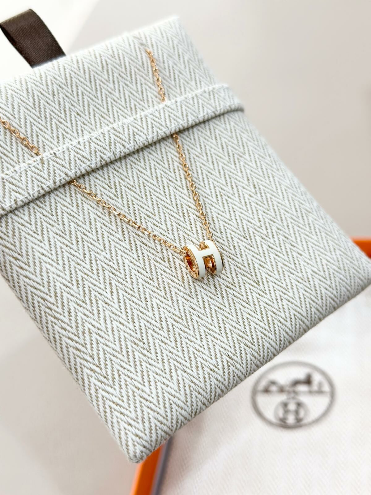 HERMÈS Mini Pop H Pendant