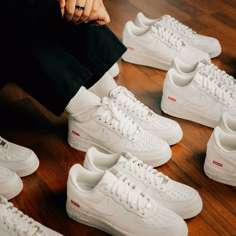 how much is supreme air force 1