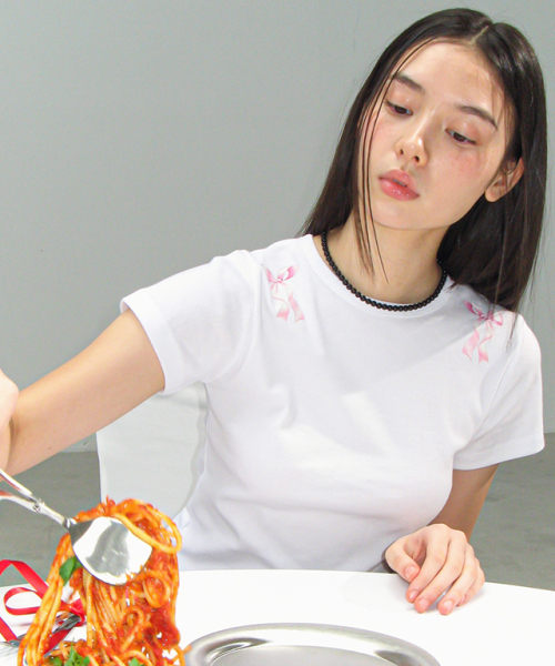 RONRON CRAYON RIBBON SLIM CROP T SHIRT
