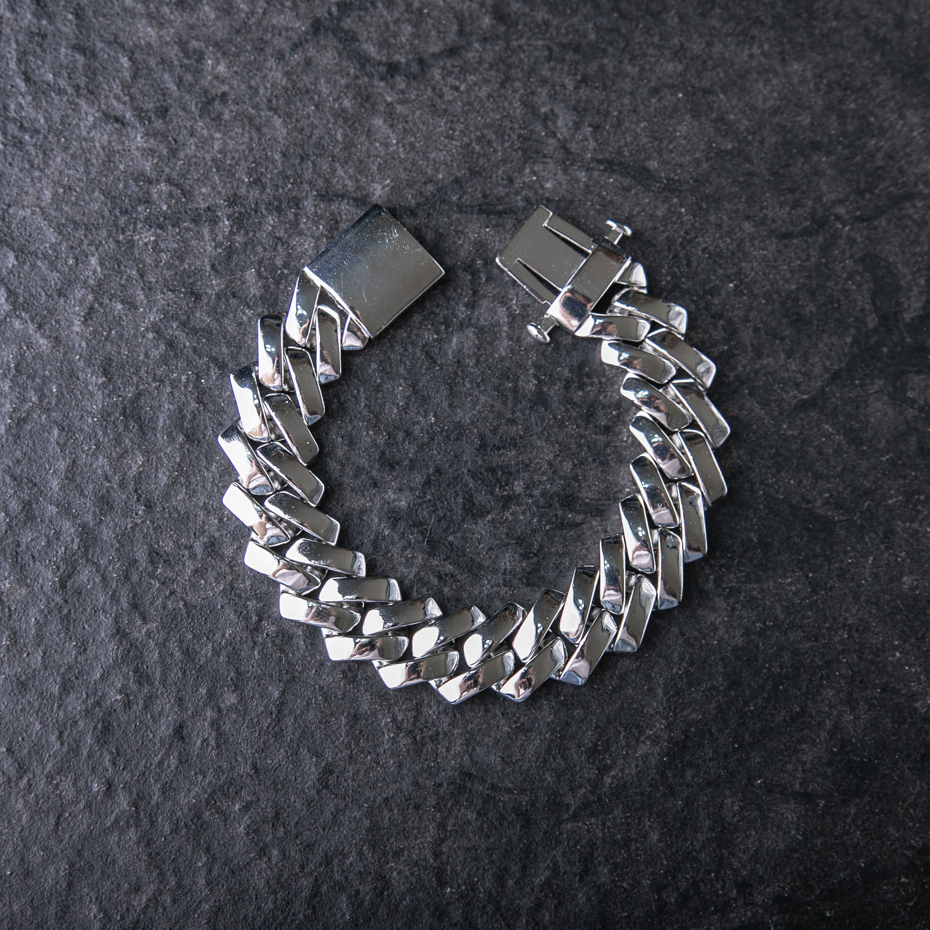 18mm光面菱形古巴手鍊