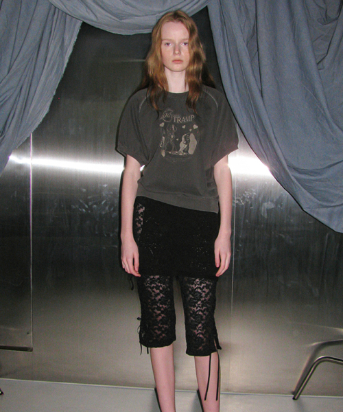 RONRON PIGMENT ADORABLE LADY AND THE TRAMP SHORT SLEEVE SWEATSHIRT