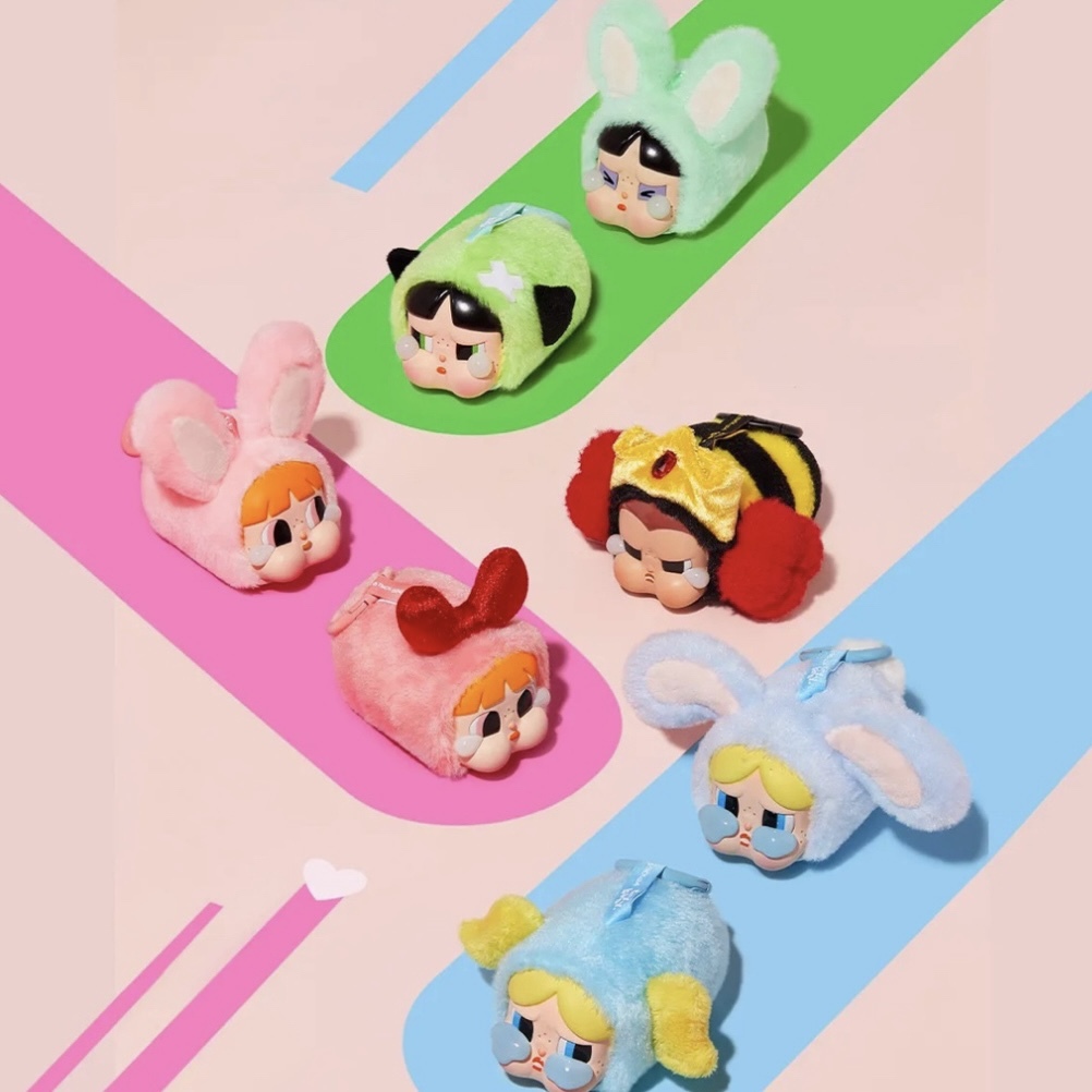 POPMART 泡泡瑪特 CRYBABY 飛天小女警 搪膠臉毛絨 盲盒 吊飾 鑰匙圈 掛飾 單盒售 / 預購