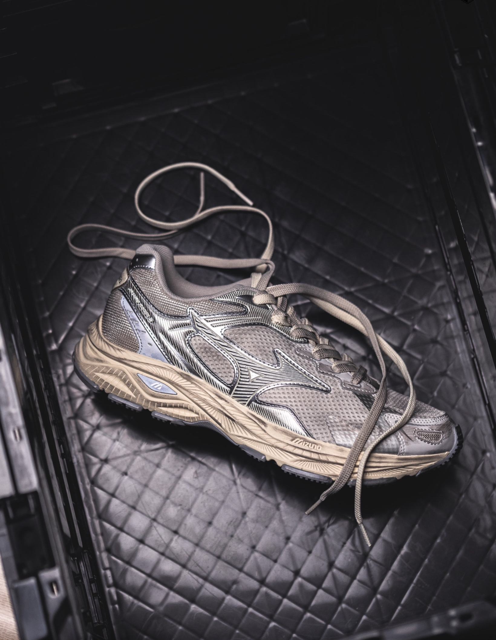 Mizuno - Racer S -Silver / Grey