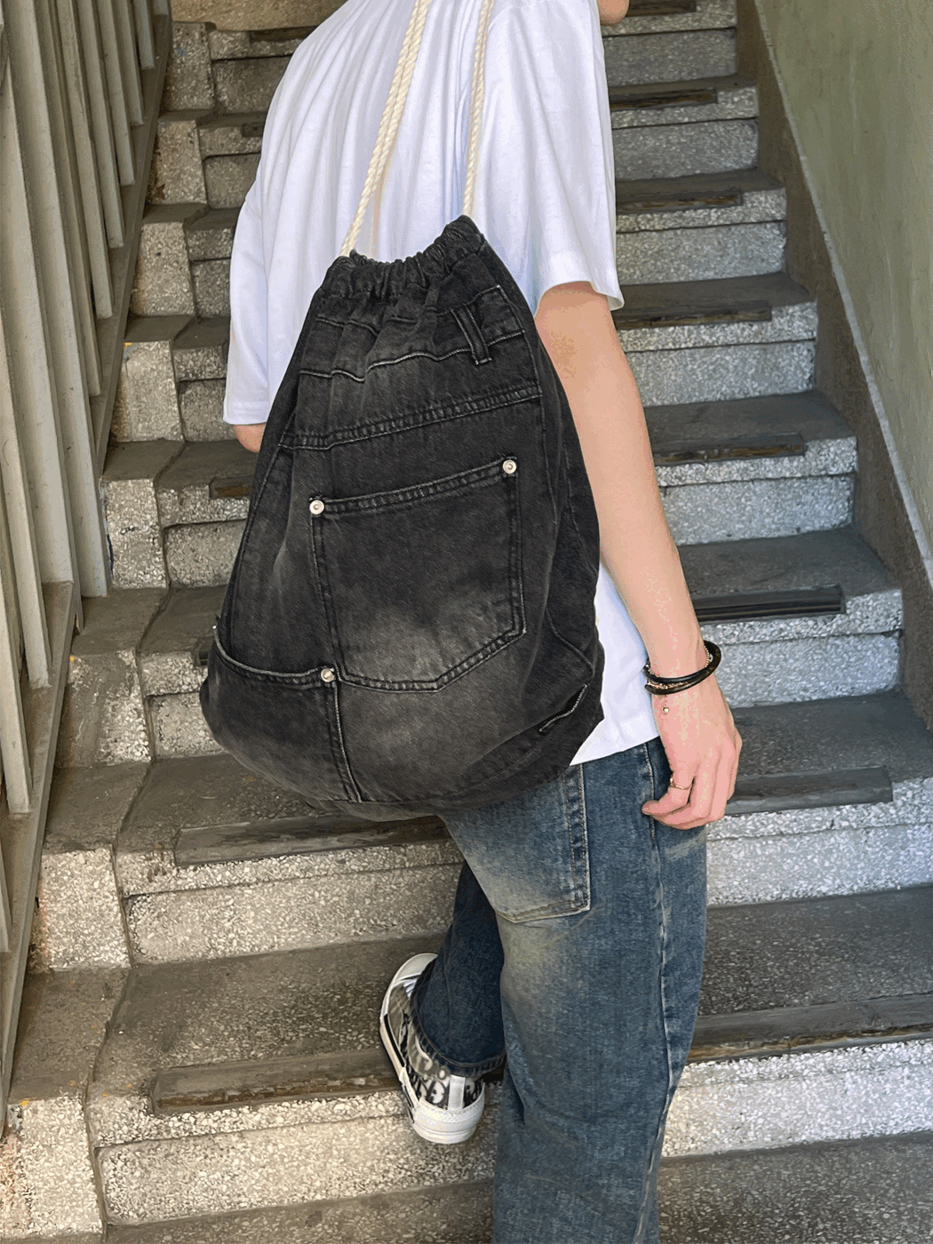 交叉牛仔褲造型背包