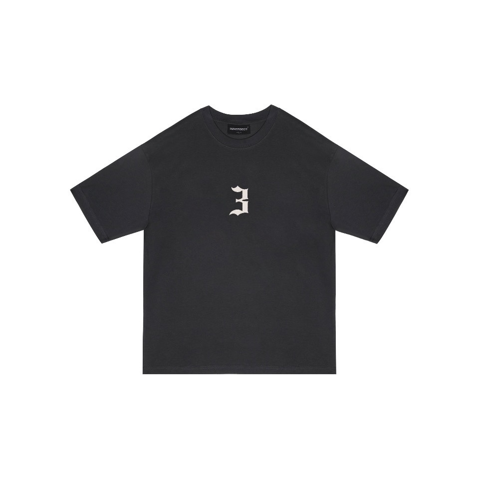 陳冠希 Clot INNERSECT 三生萬物 FOG ESSENTIAL 歌德字體 歐式風格 短TEE 圓領短T 24年新款 男女同款短袖 INN24SSTTE060*