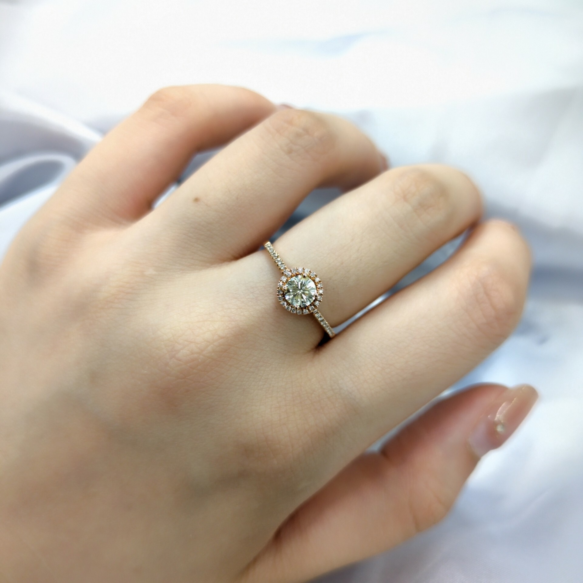 全新18K玫瑰金【單粒40份鑽石】配小鑽共49份戒指