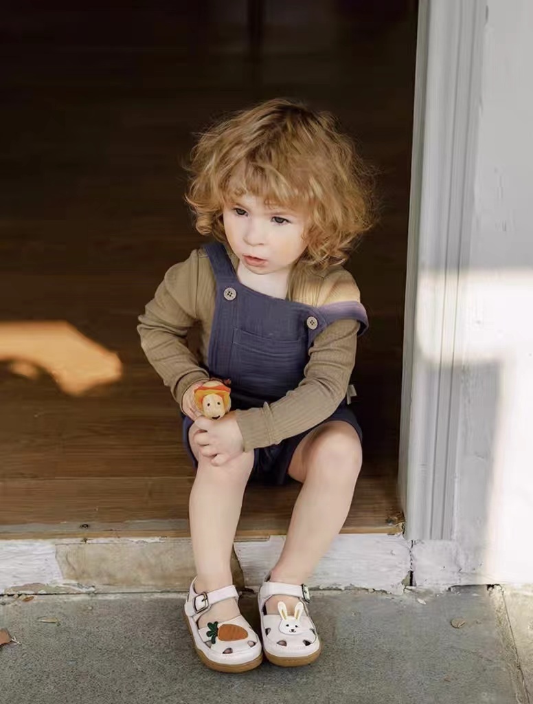 DK Design leather shoes