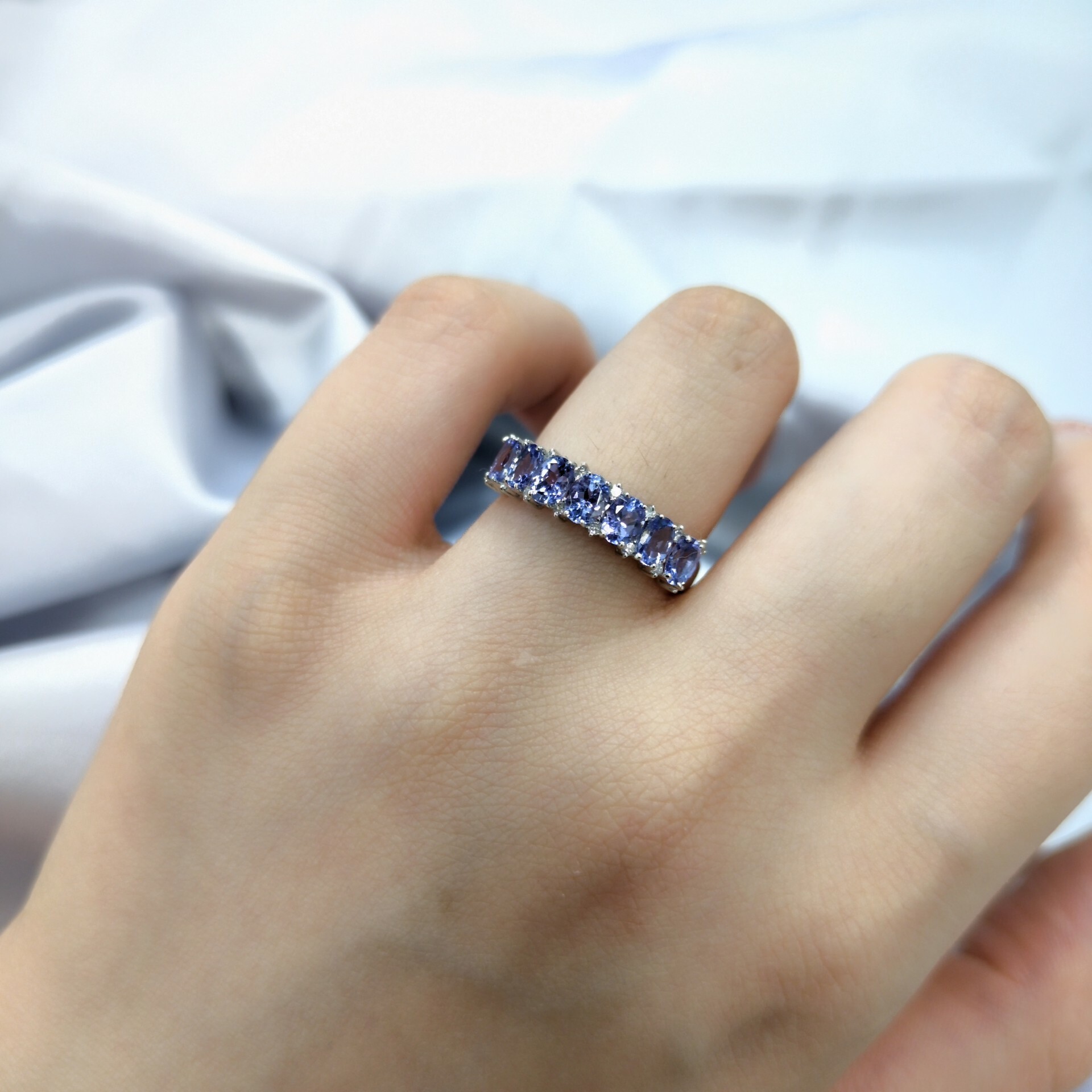 18K White Gold 1.36ct Tanzanite and Diamond Ring