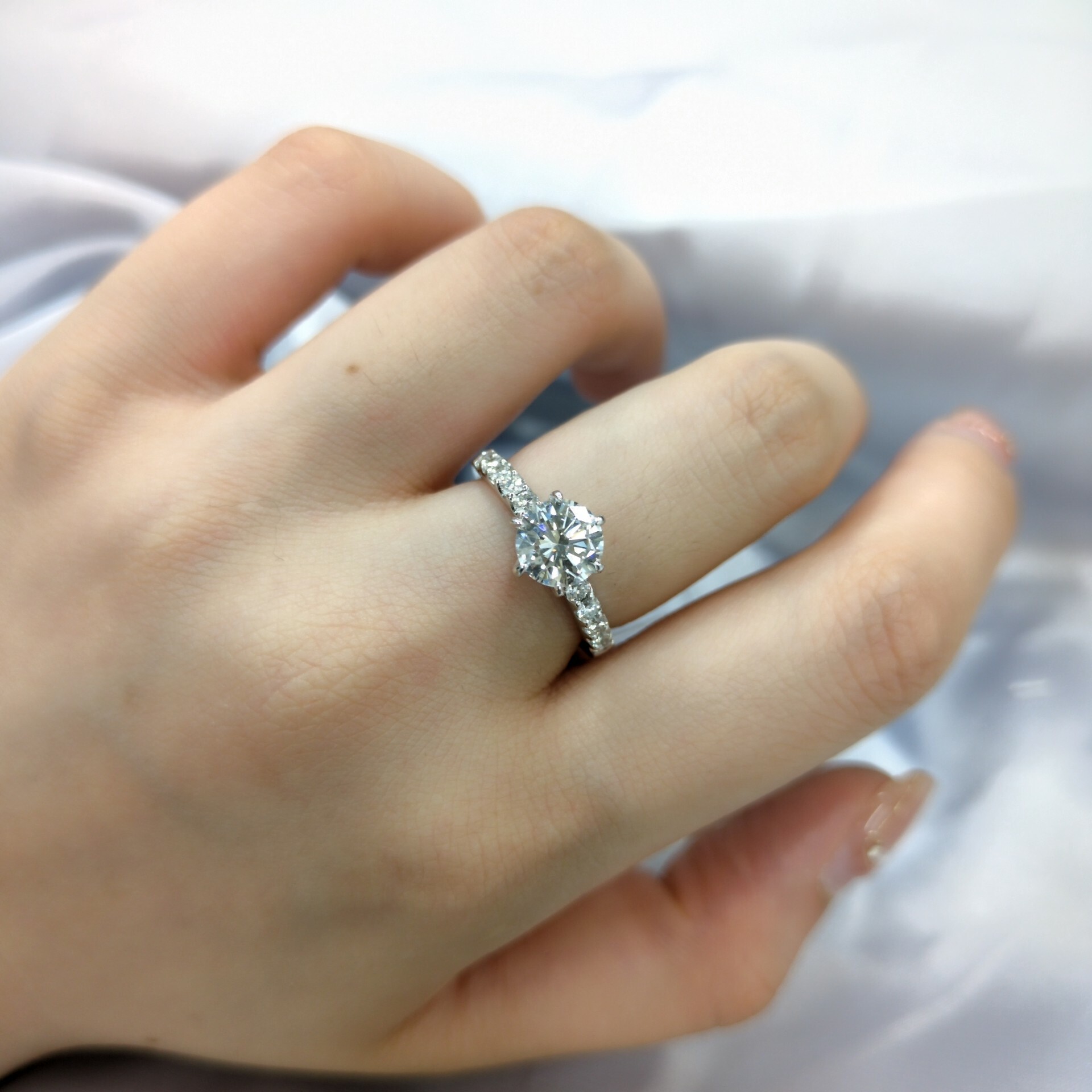 18K White Gold 1.16 GIA Diamond Ring