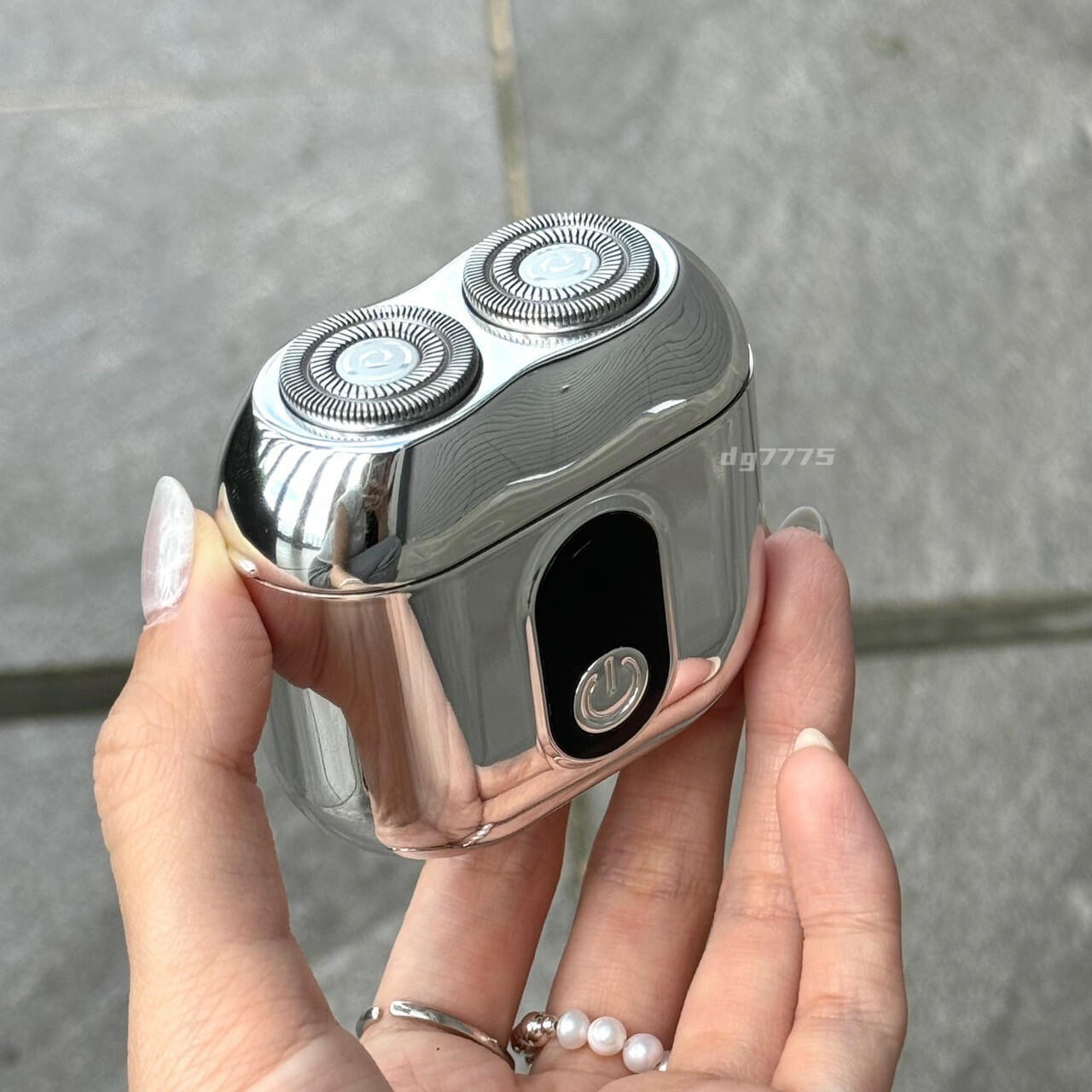 #現貨 <超實用禮物> 便利刮鬍器 攜帶型 刮鬍器禮盒 旅行專用 男孩禮物