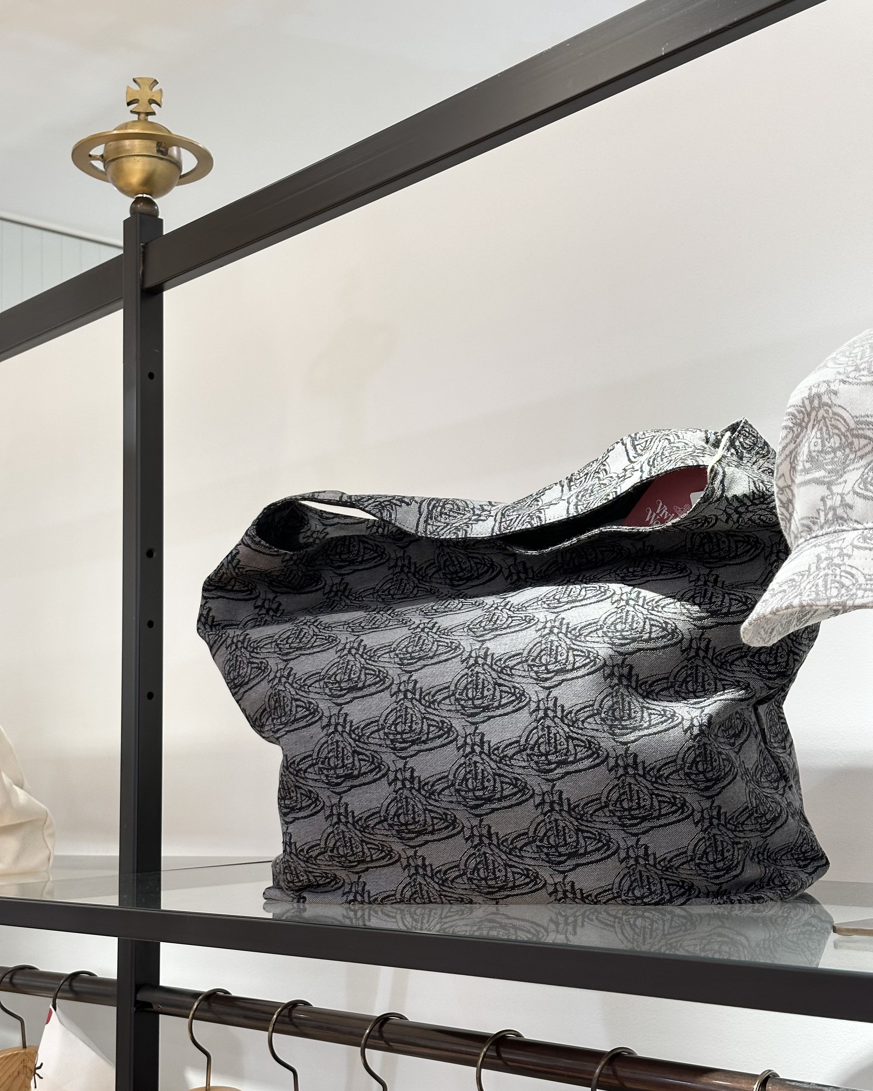 𝐏𝐑𝐄-𝐎𝐑𝐃𝐄𝐑!˼ Vivienne Westwood Red Label Monogr