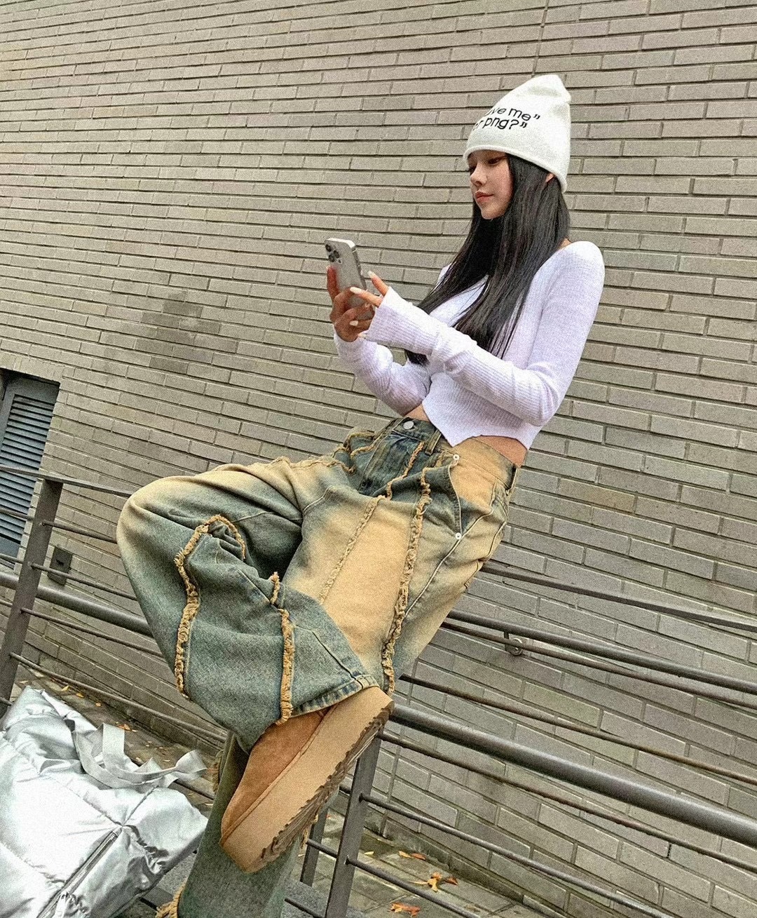 沙丘 廢土感 抽鬚 擴型 刷色 牛仔褲