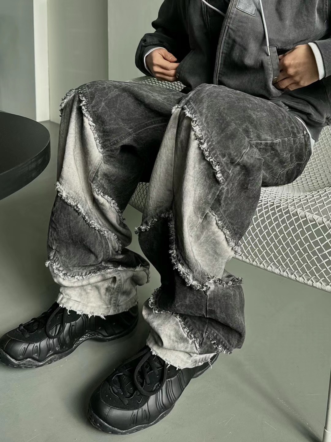 漸層 拼接 解構 不收邊 刷色 牛仔褲