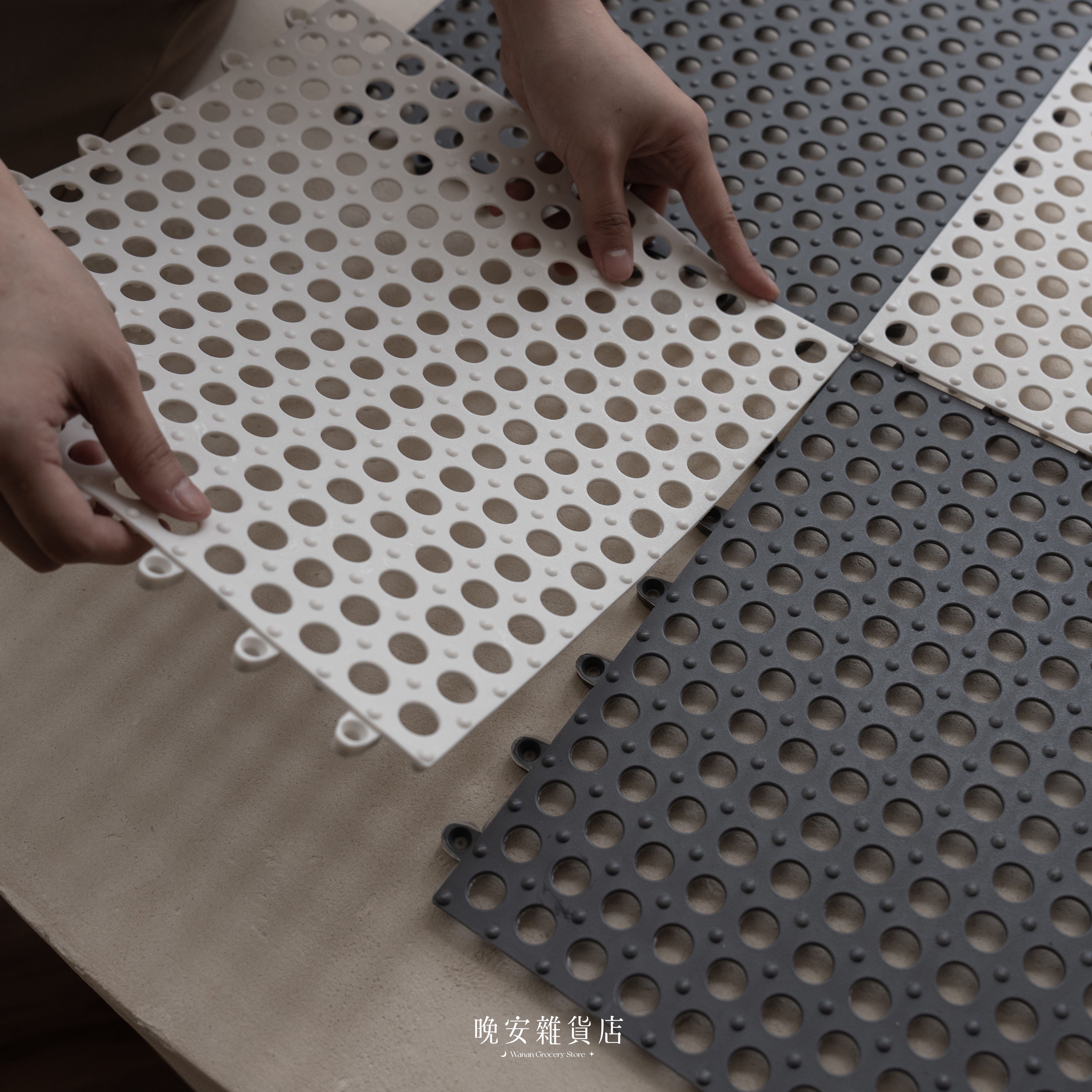 【 一組五入】無色系浴室止滑踏墊