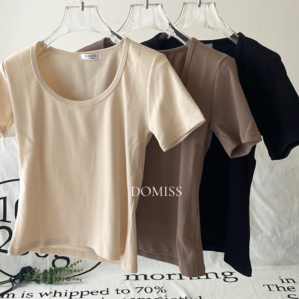 DOMISS訂製 百搭好身材圓領上衣-3色  素色T恤 短袖上衣 棉質上衣 (現貨)