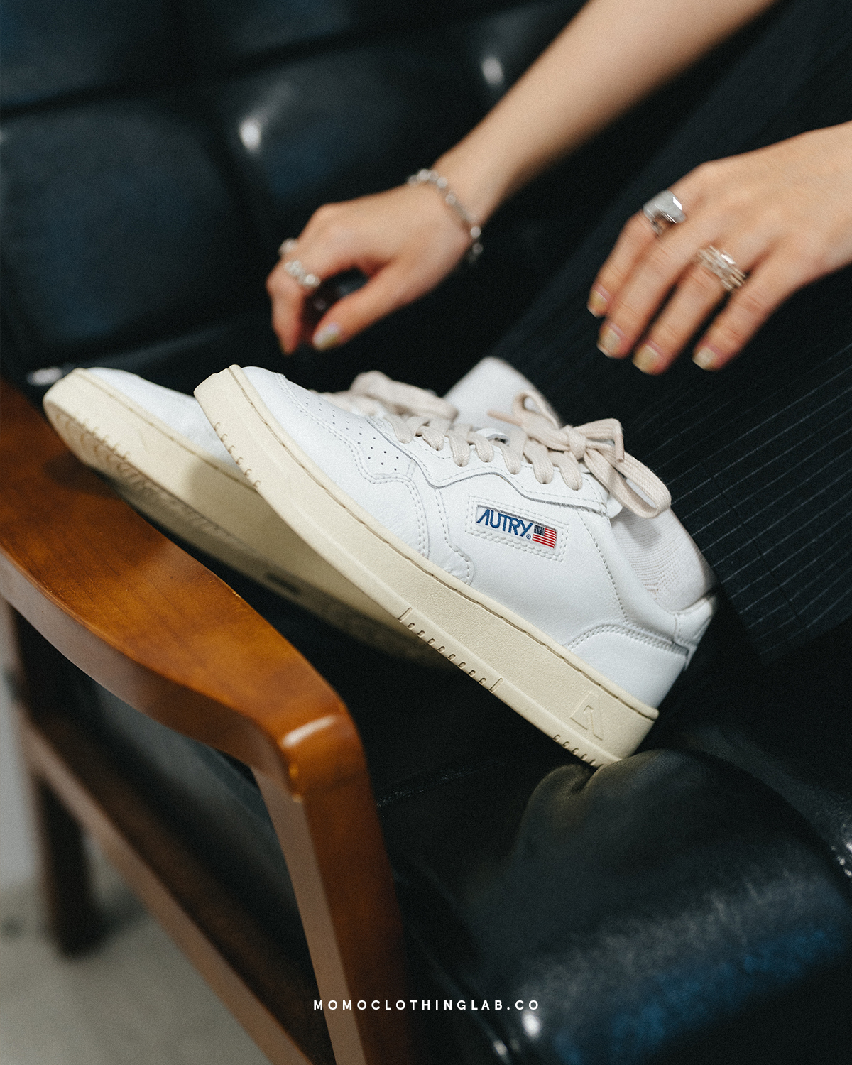 AUTRY 牛皮小白鞋 全白奶油底 AULW-LL15