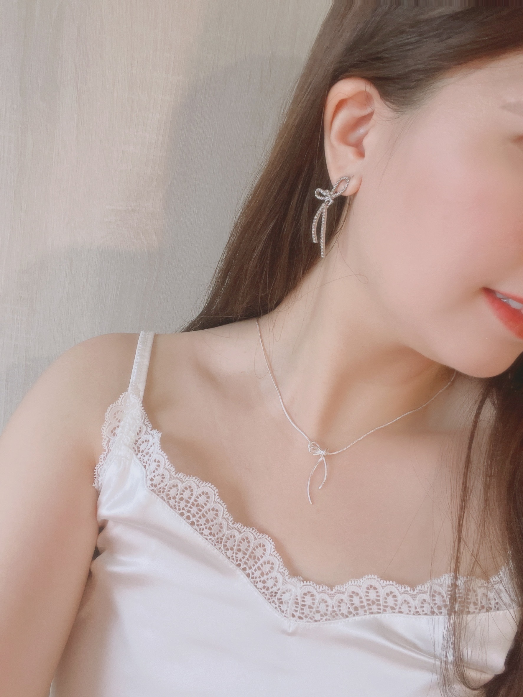 [韓國人氣項鍊!🎀] N12 Polished bowknot necklace - silver925
