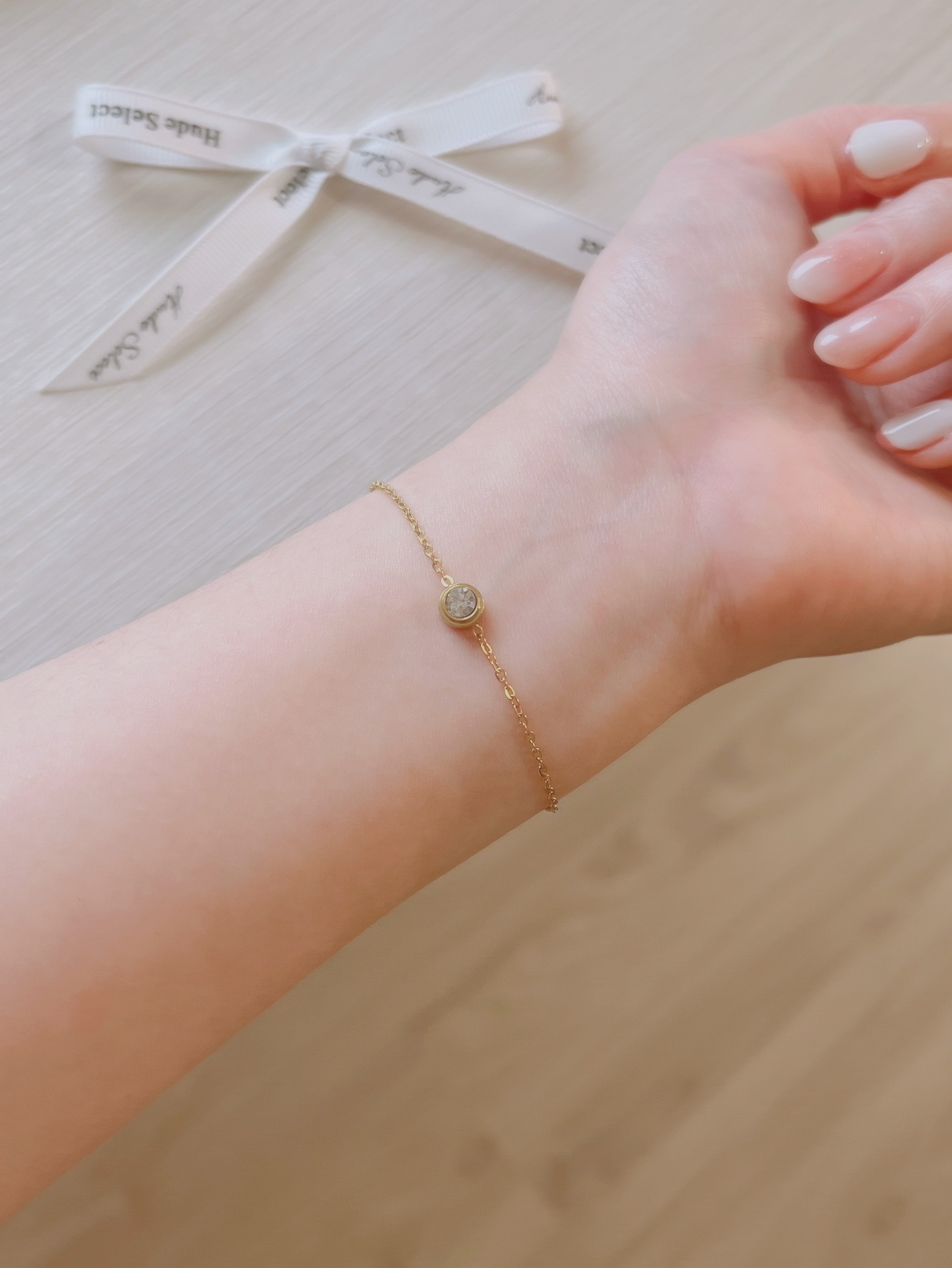 高級感又不會褪色的圓形單鑽細手鍊
