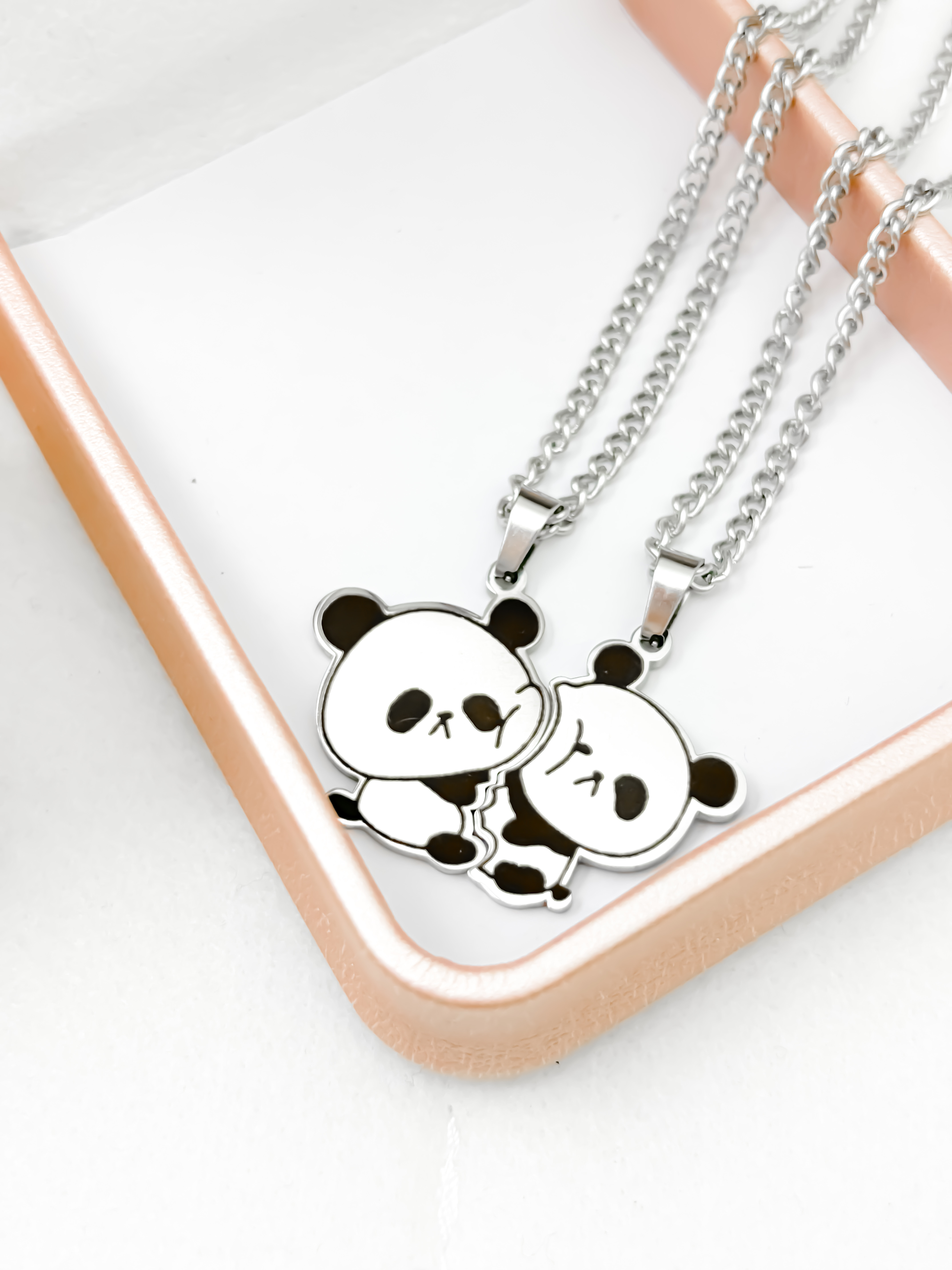 貼貼大熊貓🐼 情侶項鍊 買一送一💰