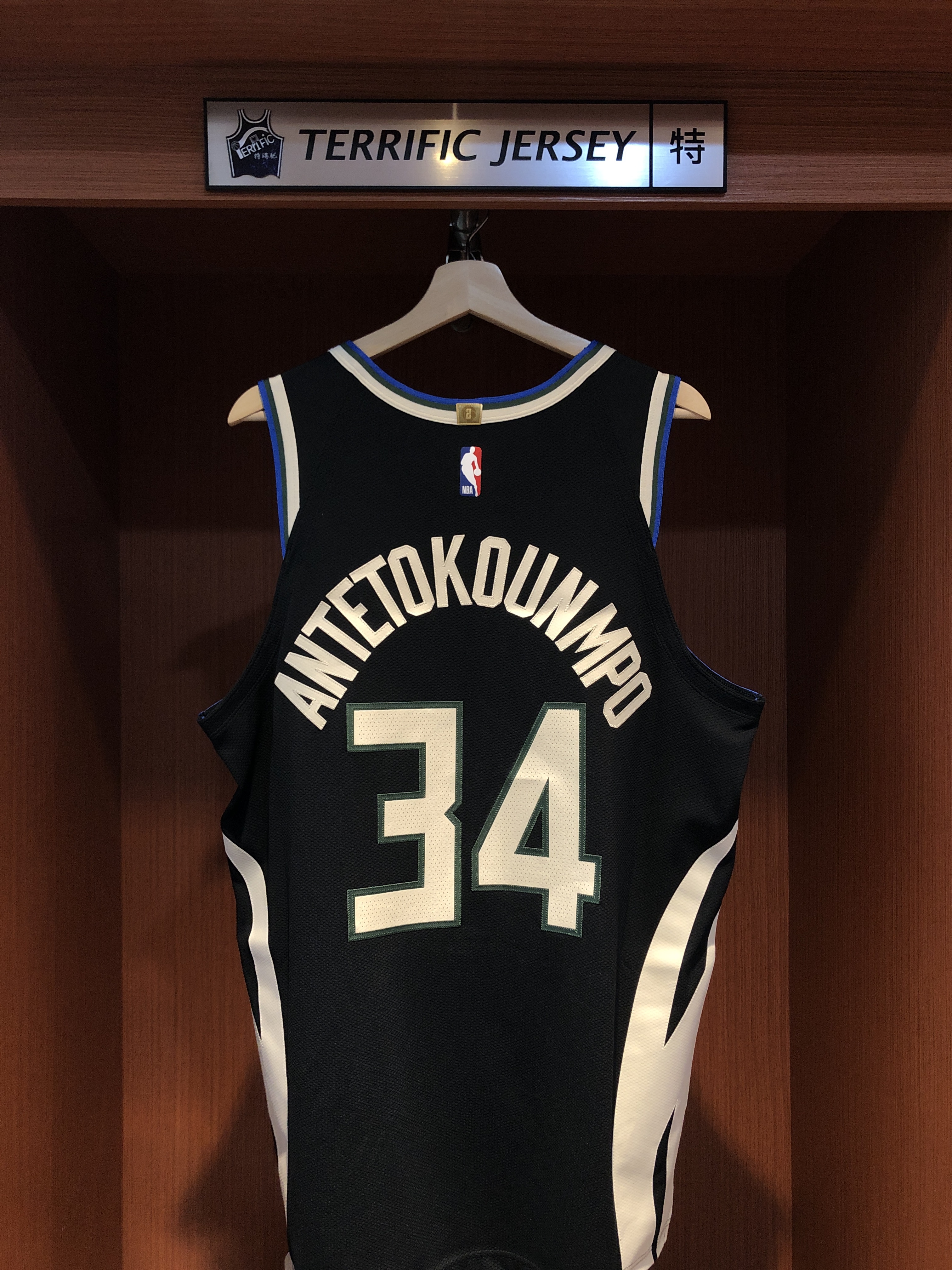 NBA球衣 Giannis Antetokounmpo 密爾瓦基公鹿黑 Statement Jordan Authentic 球員版 電繡 全新