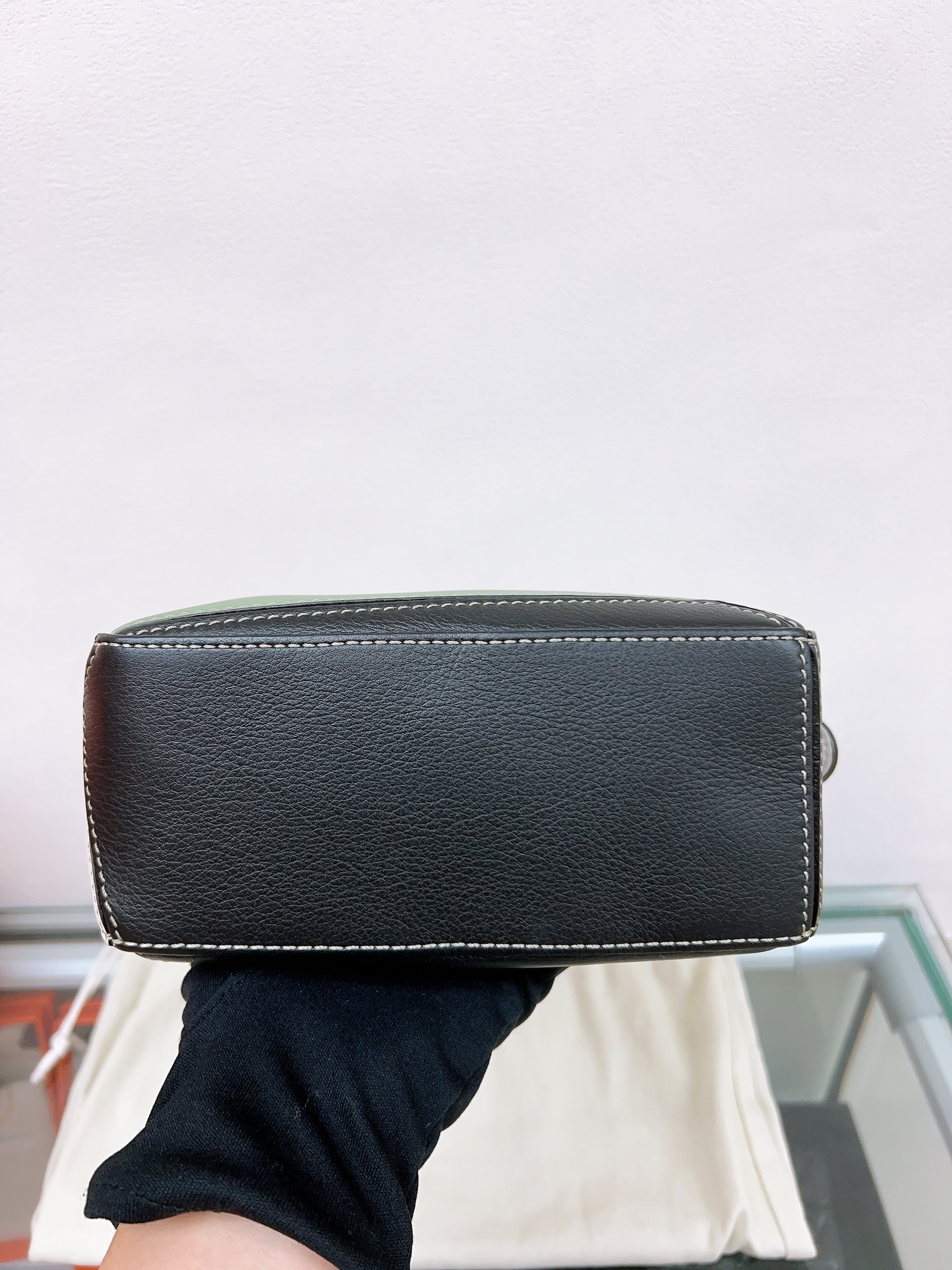 Loewe puzzle mini (black/ white/ green)