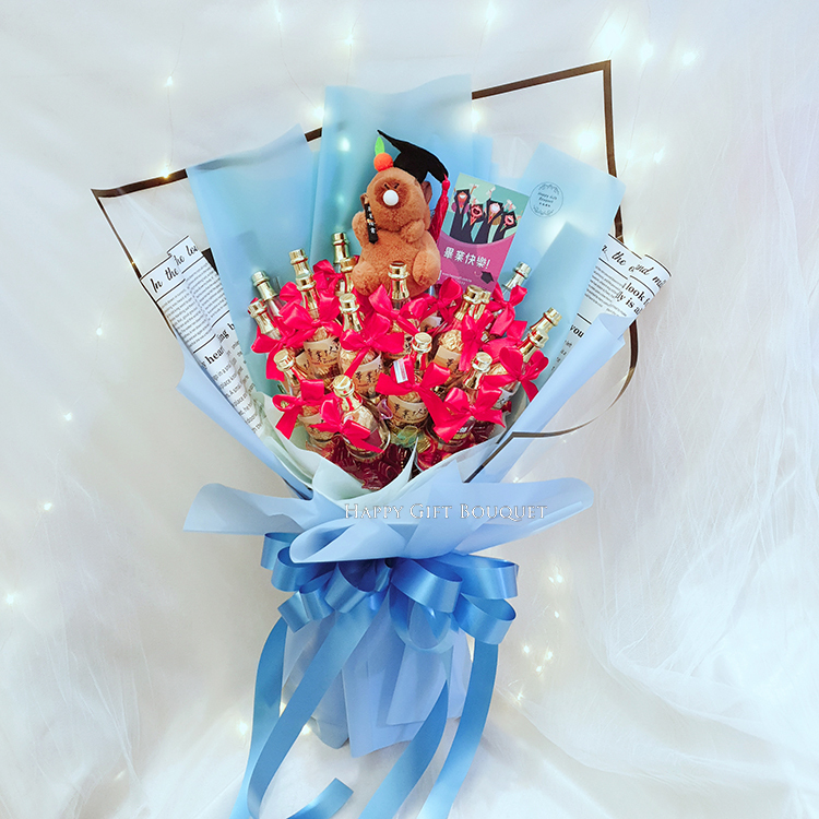 卡比巴拉花束,卡皮巴拉香檳酒瓶巧克力花束,卡比巴拉畢業花束,卡皮巴拉畢業花束,capybara bouquet