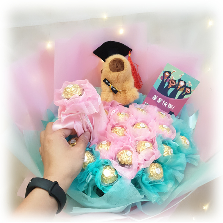 卡比巴拉花束,卡皮巴拉金莎分享花束,卡比巴拉畢業花束,卡皮巴拉畢業花束,capybara bouquet